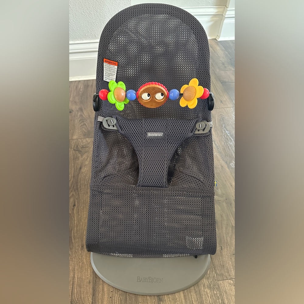 Baby Bjorn Bouncer Bliss Mesh + Toy Bar